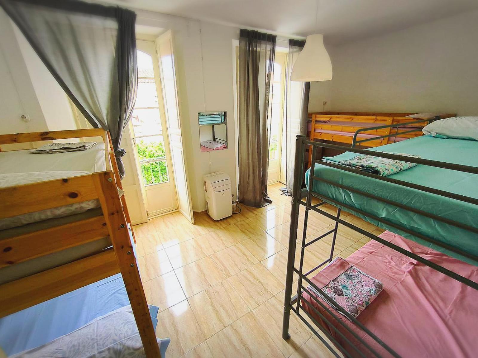 Bed in 6-Bed Female Dormitory Room,1592842444:JPEG