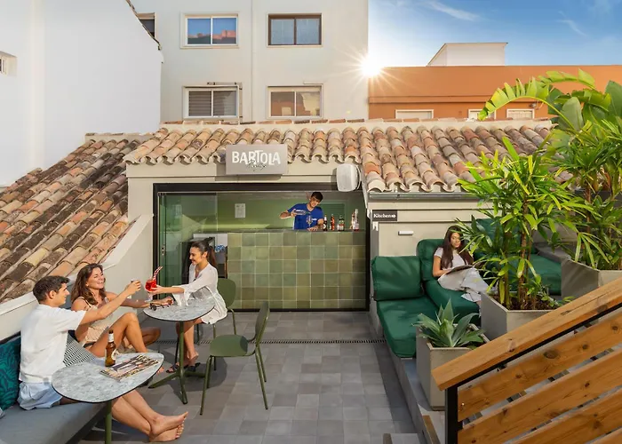 Coeo Hernan Ruiz Rooftop Pool Hostel Málaga